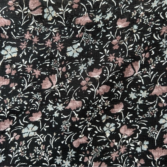 American Eagle Black Floral Ruffle-Trim Cold Shoulder Blouse | Size Small - Picture 11 of 15